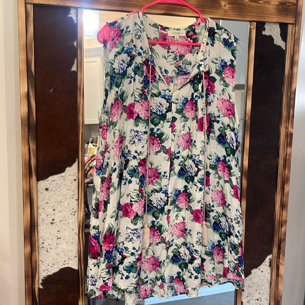 XL Floral Umgee Sleeveless Top